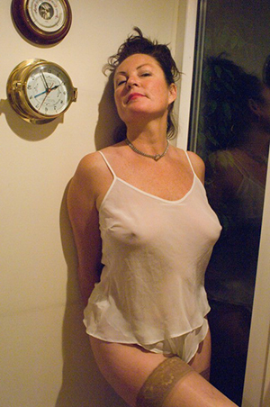 Second-rate pics of grown-up milf cougars