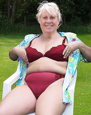 Spectacular experienced mature ladies