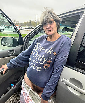 Photos from mature grandma porn