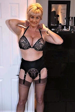 Amateur pics of mature classic