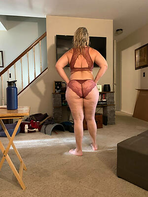 Free porn sexy French matured women wearing lingerie