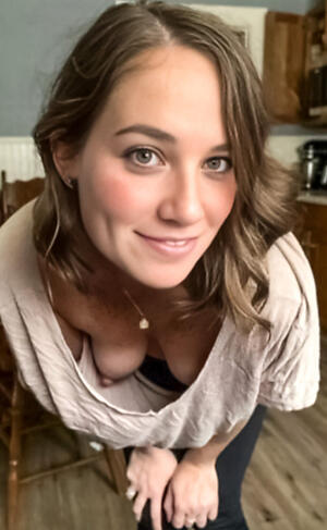 Hot mature milf moms updated monthly pics