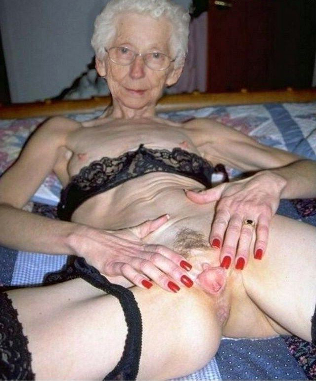 Old ladies tits